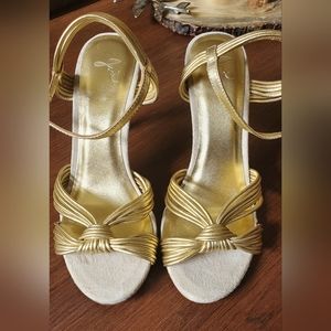 Joie gold heels